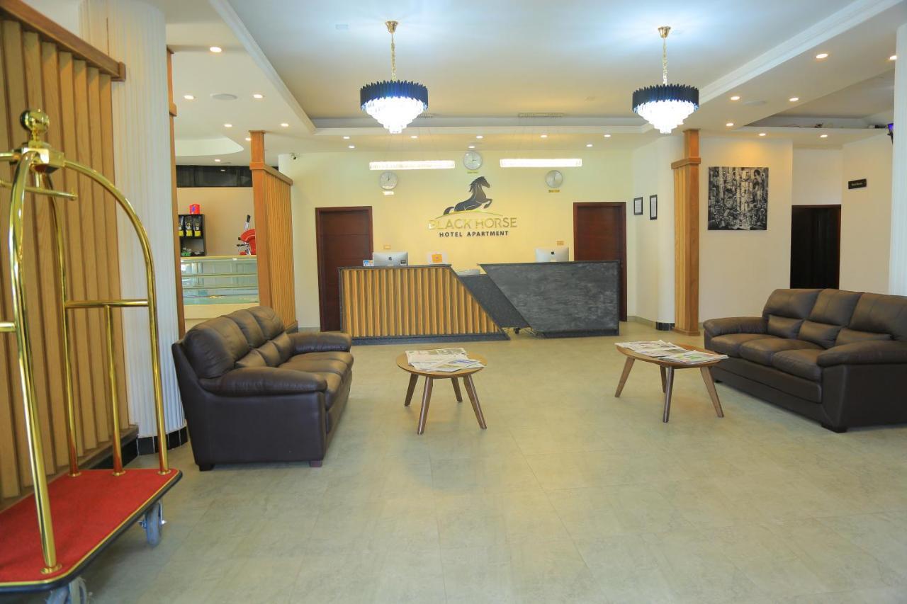 Black Horse Hotel Apartment 亚的斯亚贝巴 外观 照片