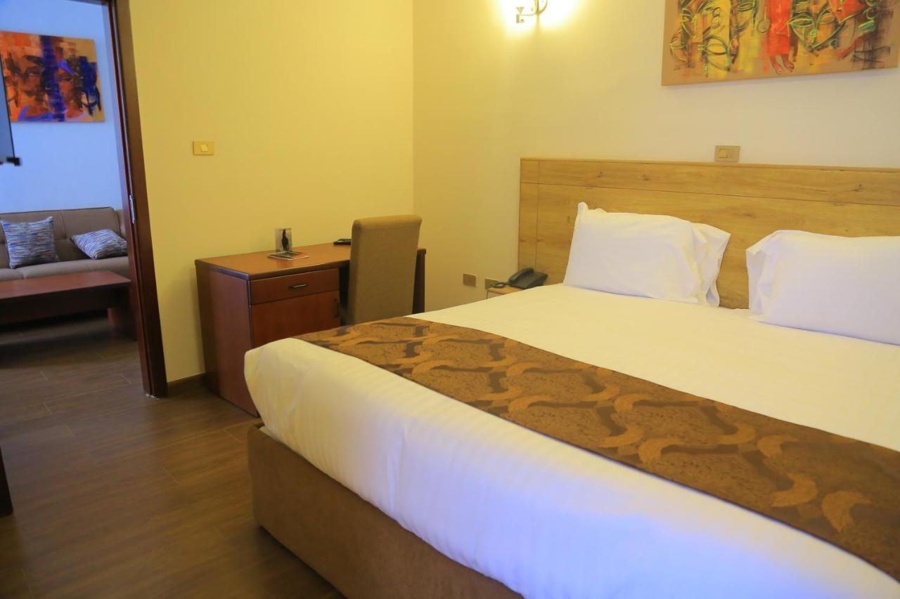 Black Horse Hotel Apartment 亚的斯亚贝巴 外观 照片