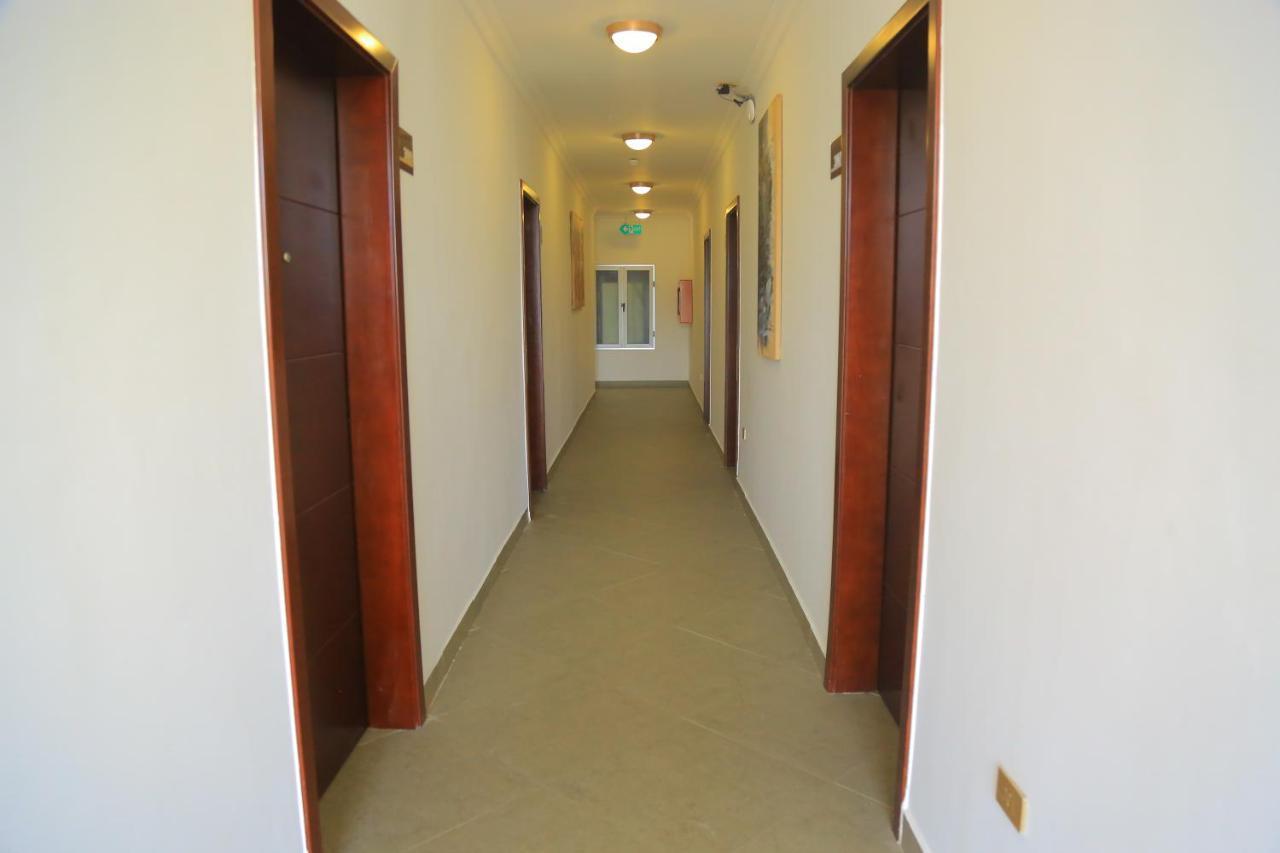 Black Horse Hotel Apartment 亚的斯亚贝巴 外观 照片